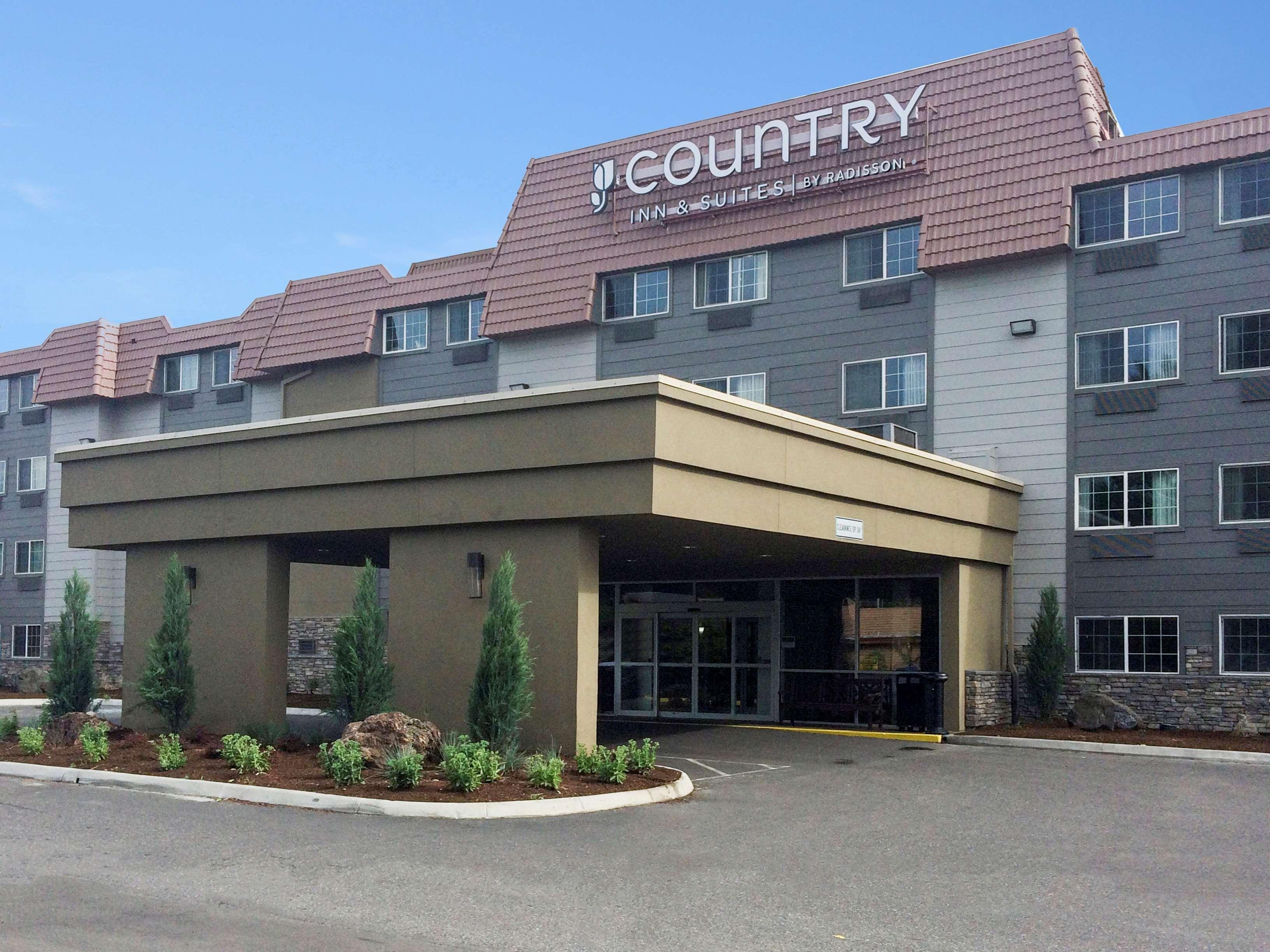 Country & By Radisson, Delta Park North Portland