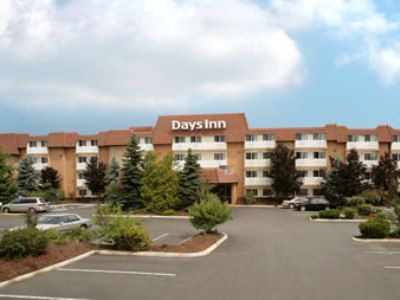 Country & By Radisson, Delta Park North 3* Portland