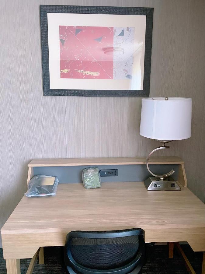 Country & By Radisson, Delta Park North 3* Portland